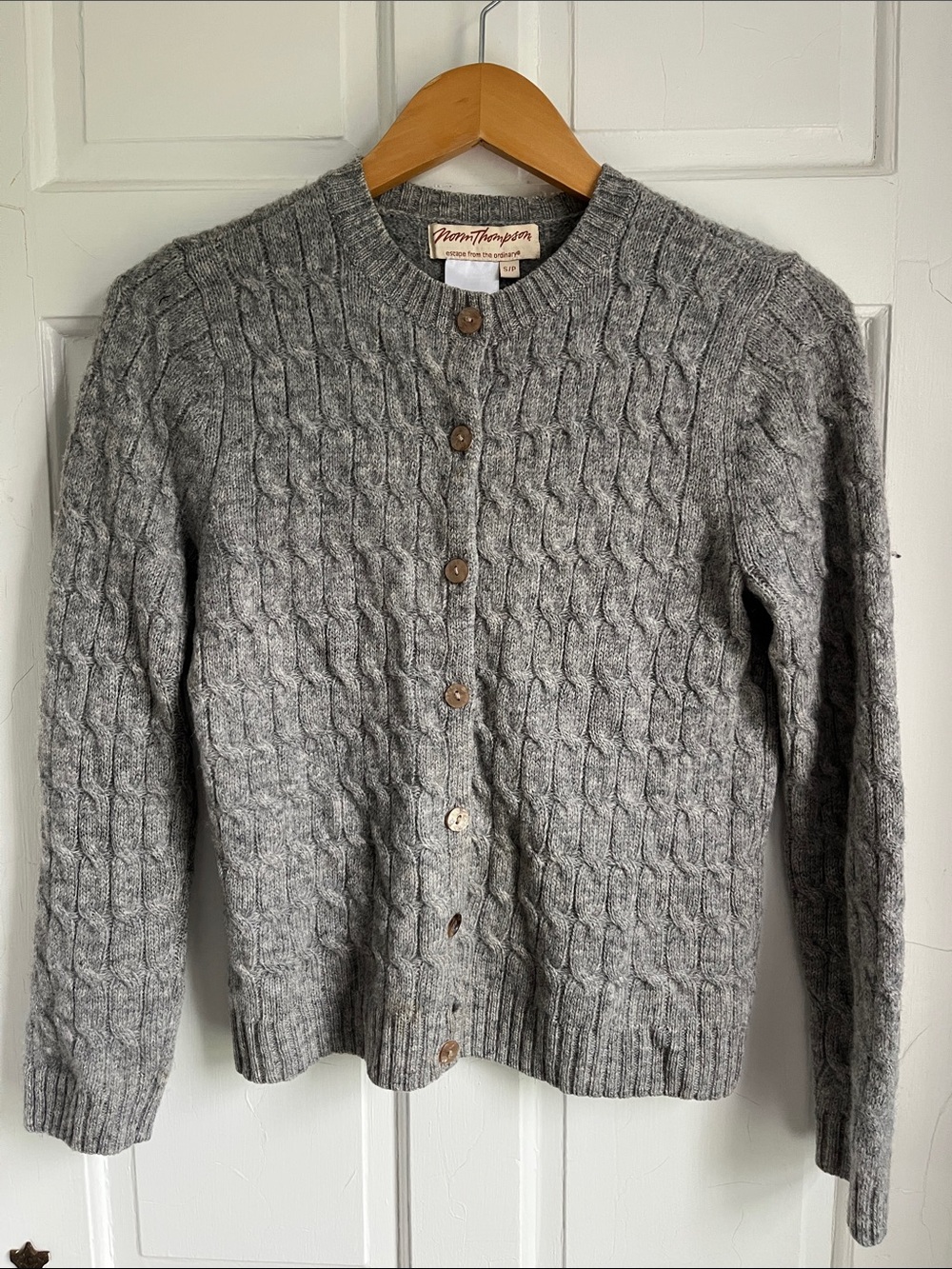 VTG 100% wool grey cardigan